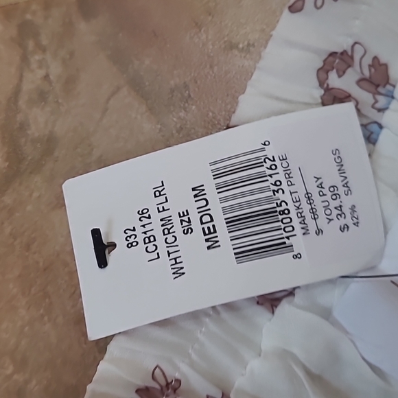 Junior size M lined shorts - Picture 5 of 5